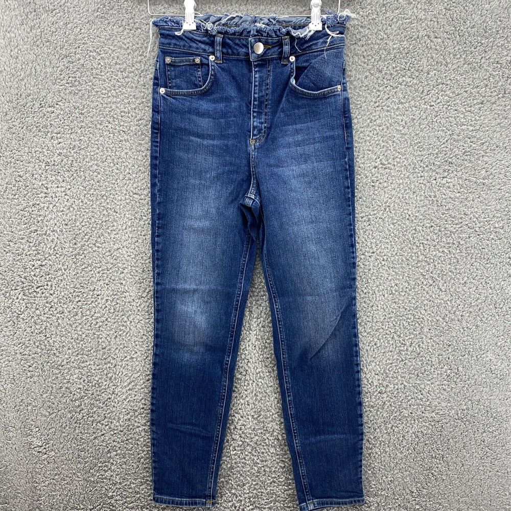 ASOS Design Button Fly Medium Wash 90s Blue Jeans Lightly Distressed Waist 26/32